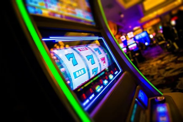 Mobile live dealer and game menu interface